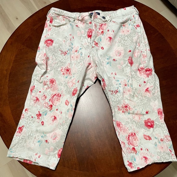 Cropped jeans - Picture 4 of 8